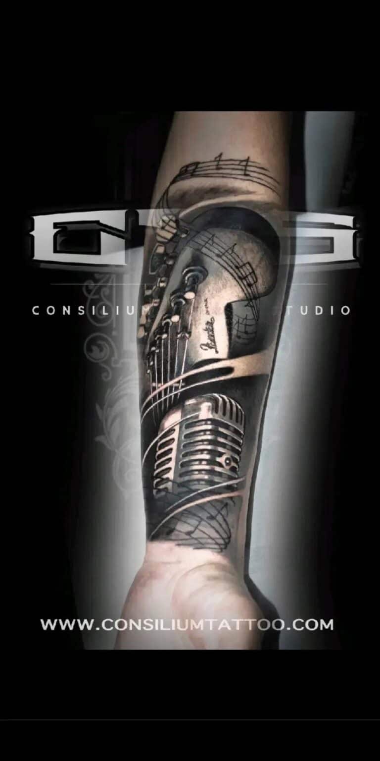 CONSILIUM TATTOO STUDIO tatuaje