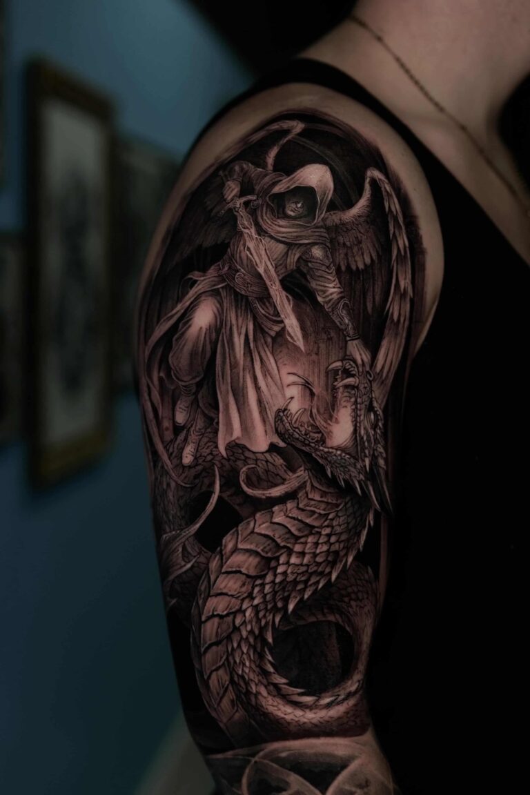 MIKE FELONE tatuaje